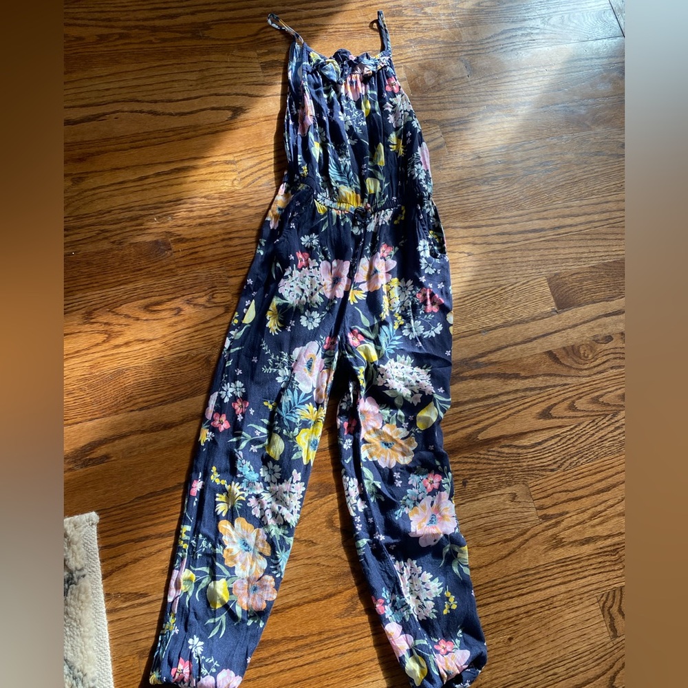 Floral printed jumpsuit,